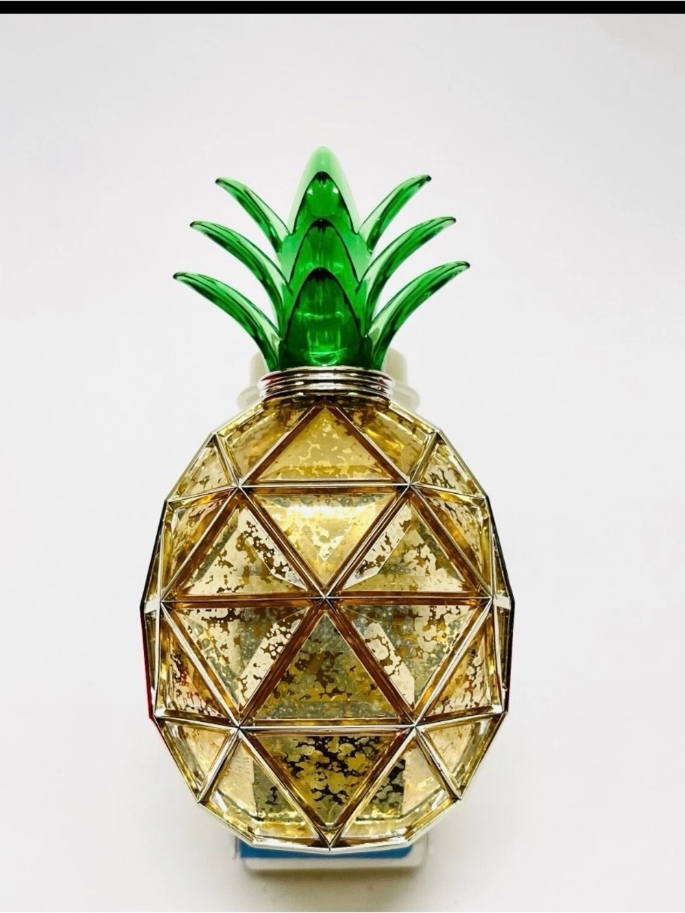 bath and body works pineapple wallflower plug in with nightlight - Picture 4 of 5